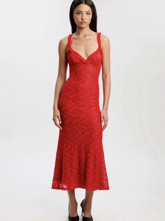 Bardot Dresses & Skirts - Bardot Red Lace Midi Dress